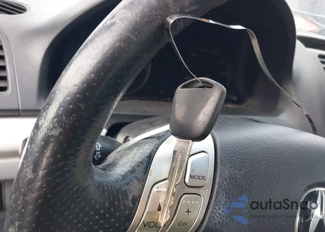 2004 Acura Tsx z USA, uszkodzony, nr VIN JH4CL968X4C007546